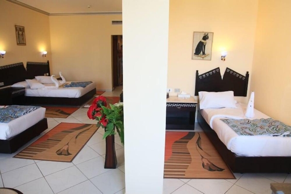 Hotel King Tut Aqua Park Beach Resort (Hurghada)